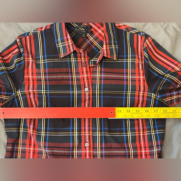 Women’s J Crew Slim Fit 8T Tartan plaid button down - Picture 4 of 6
